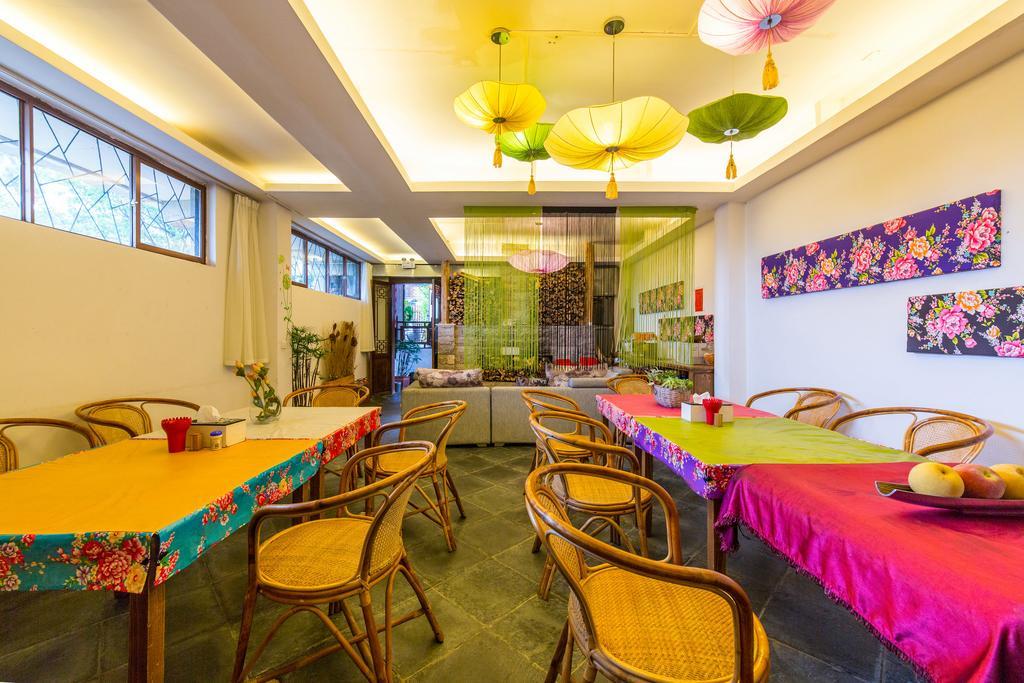 Lijiang Merry Inn מראה חיצוני תמונה